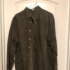 Roundtree & Yorke Button Down Shirt